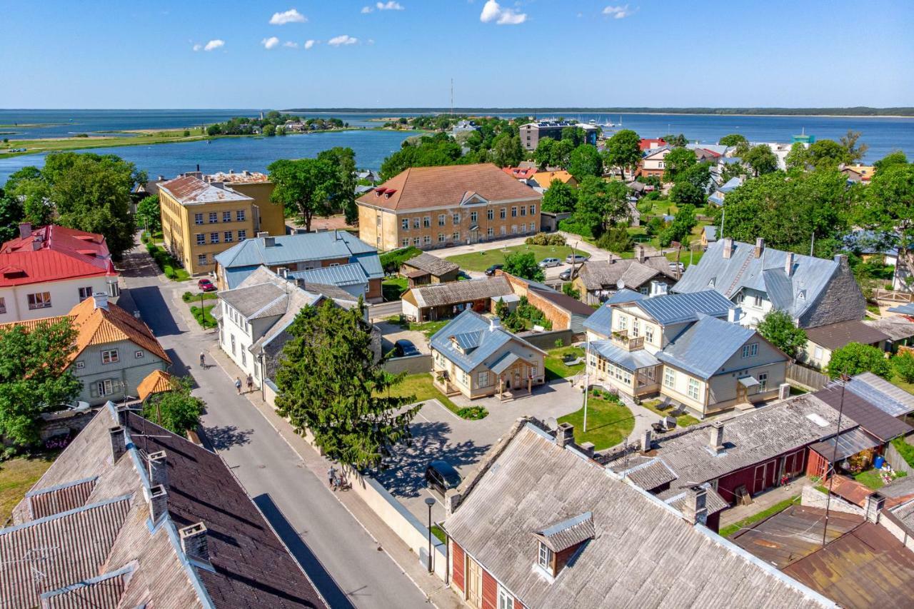 Villa Frieda Haapsalu Buitenkant foto